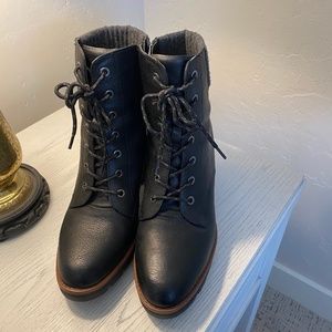 Naturalizer Black Lace-up Boots